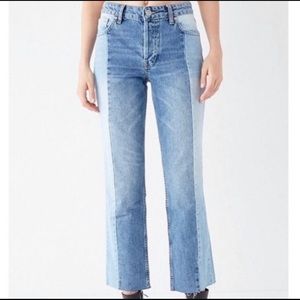 Urban Outfitters Straight Leg Mid-Rise Jeans